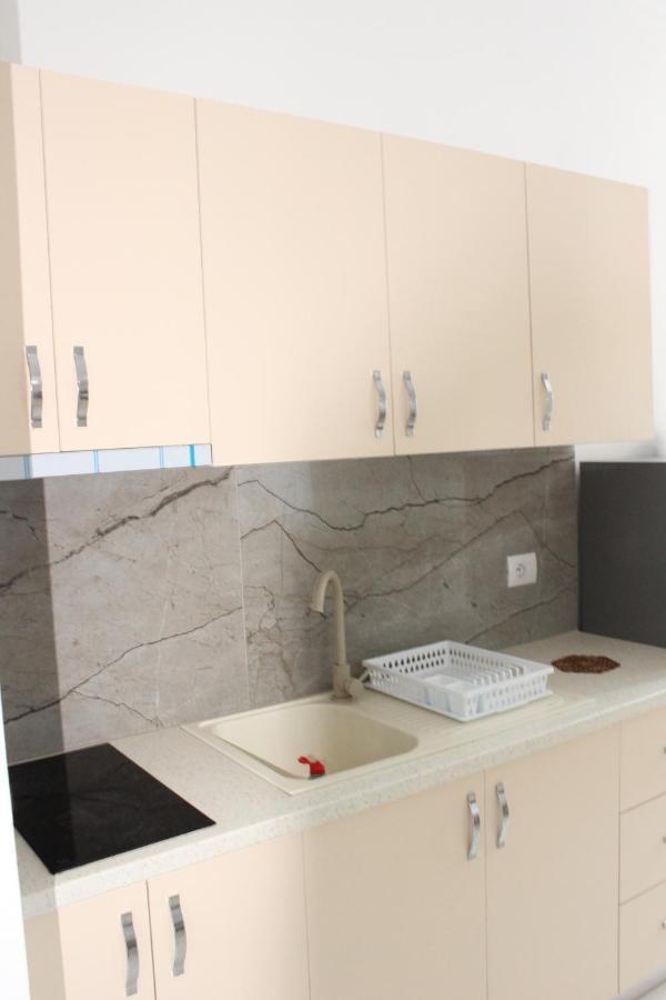 Leva'S Apartments Sarande Luaran gambar