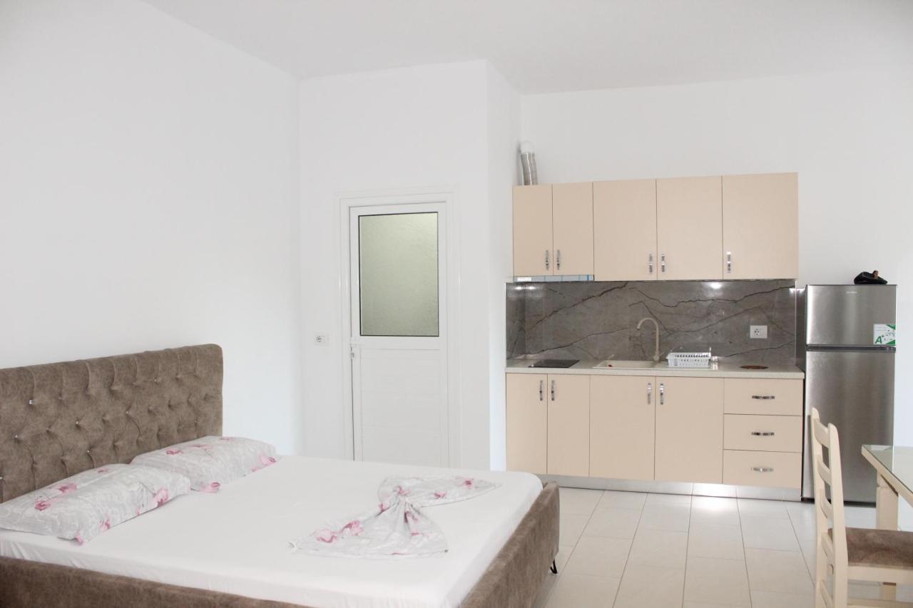 Leva'S Apartments Sarande Luaran gambar